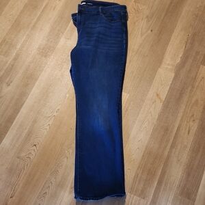 Old Navy Kicker Boot-Cut Jeans